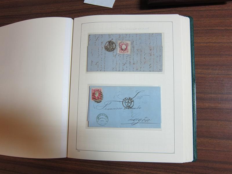 0018 (40).JPG -     Lote:    18      Marcofilia      Lotes Especiais       Descrição:         Portugal &mdash; Colecção especializada em dois álbuns com estudo especializado das marcas de duplo círculo e circulares de Lisboa, com selos de diversas emissões e cartas. Lote a ver.        Lote       Valor Base:     &euro; 1.000,00     Valor Venda:     Retirado     